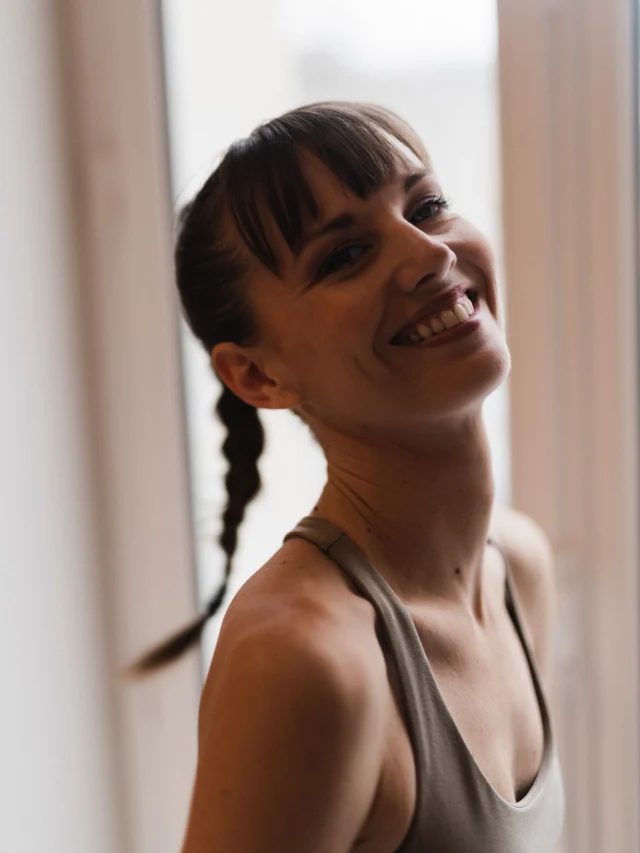 Been traveling a bit … 

1. Behind the scenes at La Journée feel Good with @madamefigarofr 
2. Lunch for 2 🇮🇹
3. Amiche Milanese
4. Mylo in rainy Milan
5. Back to Lisbon
6. Brooklyn Flow® but make it artsy
7. Shoot day with @madamefigarofr 
8. New bangs 💇‍♀️
9. The Paris Squad by @fabiendesgroux 
10. Rumore ❤️
11. Another round of shoots for @thestudioparis
12. Sun is finally back ! 
13. How we get around 🐶
13. Forgot my swimsuit but for my first dip of the year 🌊