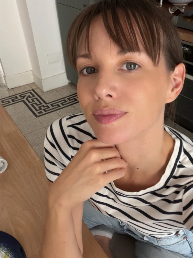 One month in Milan ✨

For the last 3 years, and even more so in the last year, I battled with myself about my environment. 

I moved to Lisbon in 2021 after having closed my studio and the end of a very toxic relationship. I couldn’t possibly live in Paris anymore: too many bad memories, and I needed time away to rebuild my business.
The sun & the slow pace were exactly what I needed to rebuild myself. 
But in 2023, I started to feel like things were missing … business opportunities, art, beauty, and inspiration. 
I moved back to NY.
There, I found that everything was just as I had left it: days filled with amazing encounters, classes that were packed, an amazing fitness scene, excellent shows to see … and so, then reassured, I felt that I had been right to be trying something else. And so I went back to lisbon 😅
That brings us to October 2024, and another battle. I didn’t know it at the time, but in rétrospect I understand that it was because I had started drifting away from who I really was.

I had worked hard my entire life, had a tough time as a teenager, was a hardworking ballerina, graduated suma cum laude from business school in NY, opened my own studio in Paris,  my own on demand platform in Lisbon, had lived in 4 countries, wrote a book …yet there I was : invisible and uninspired. 

The people would meet wouldn’t help: self-centered, hollow, complacent, entitled, and lazy. 
That environment became my world and a part of me was sucked into it while the other resisted it.
Thank God, the part resisting got louder than the other (Feeling out of alignment had never suited me well) 

Blablabla. Let me give you the long story short.
Do you know the idiom “like a fish in the sea”? 

Well, it seems like it’s me and Milan 

Can’t wait to discover my new life here ❤️